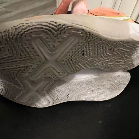 Nike Team Hustle D 10 Lil DM4324-600 Sz 1Y - Picture 8 of 9